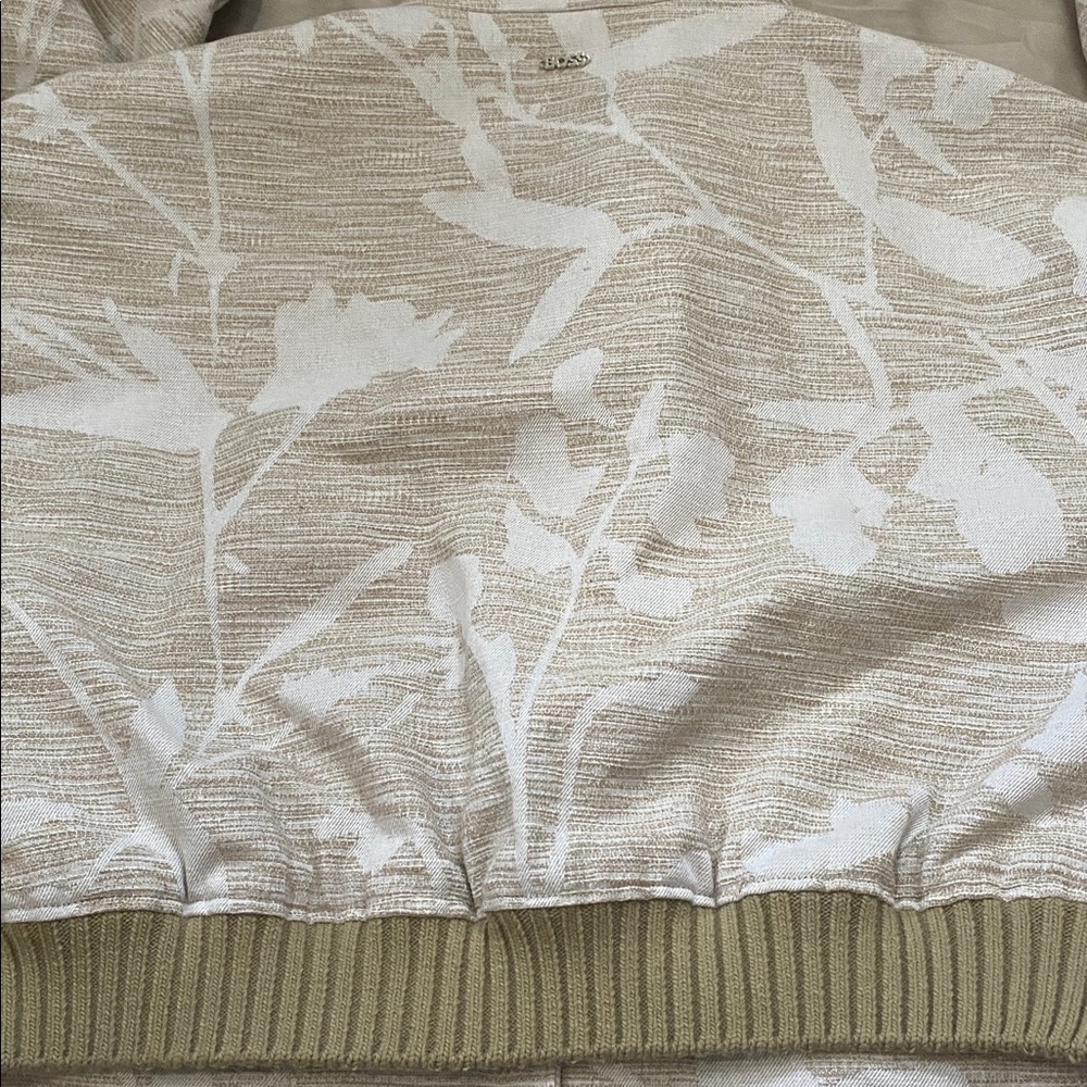 Beige Patterned Cropped Jacket - Picture 8 of 9